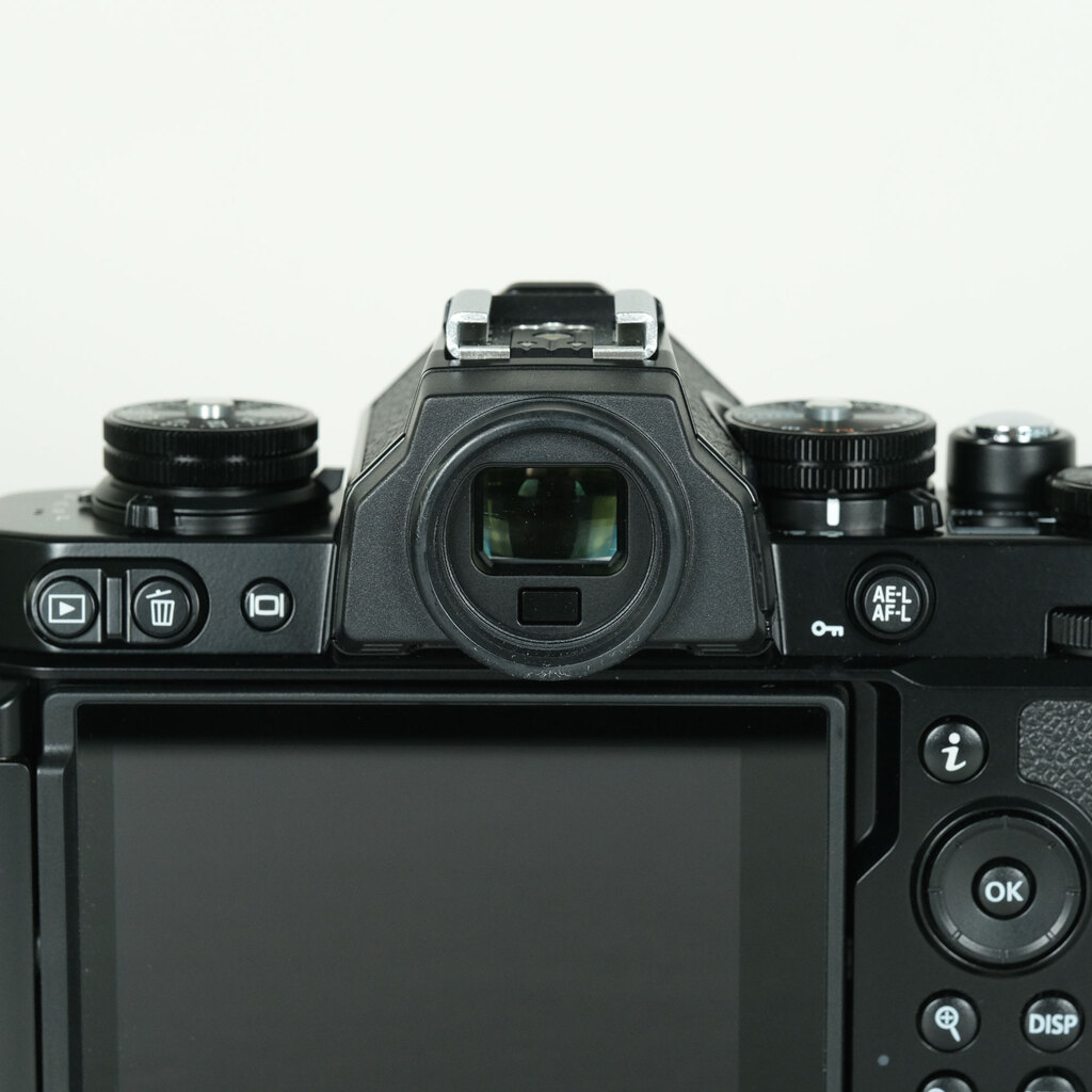 Nikon Z fcの出品 | ONE SCENE（ワンシーン）