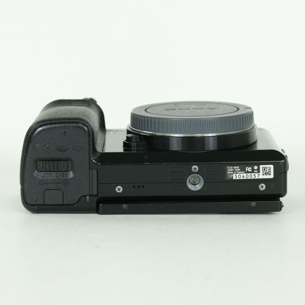 SONY α6000（ILCE-6000）