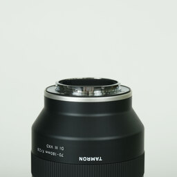 TAMRON 70-180mm F/2.8 Di III VXD (Model A056) [ ソニーE用 ]