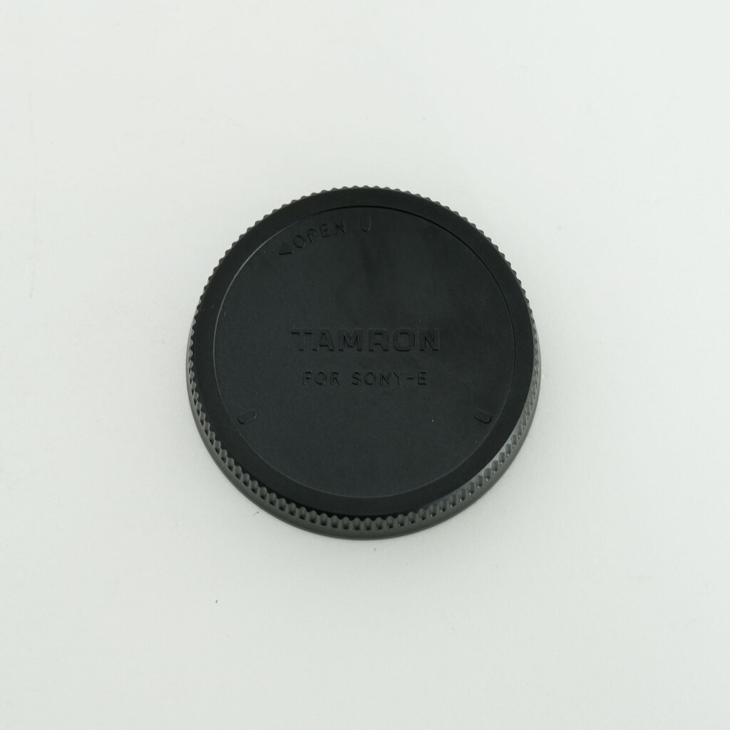 TAMRON 90mm F/2.8 Di III MACRO VXD [ソニーE用]