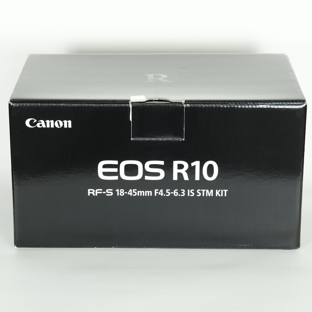 Canon EOS R10