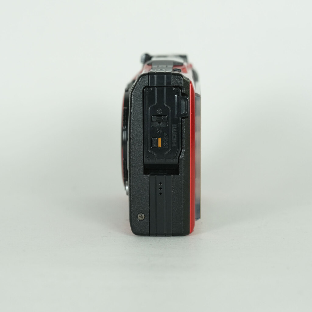 OLYMPUS Tough TG-6 レッド