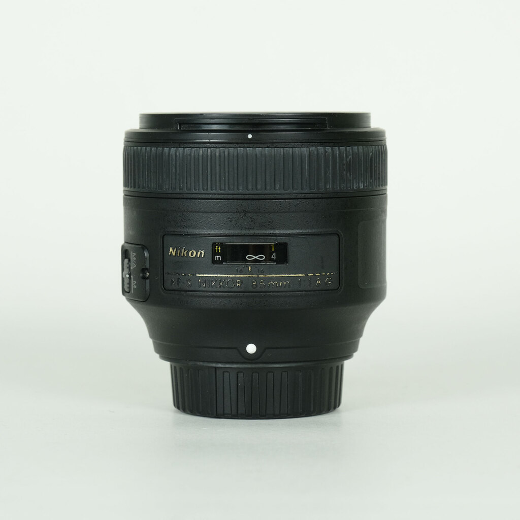 AF-S NIKKOR 85mm f/1.8G 中古価格比較 - 価格.com
