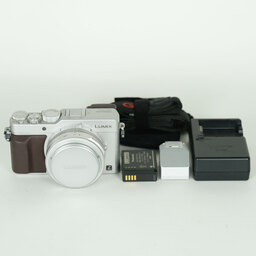 Panasonic LUMIX DMC-LX100-S シルバー
