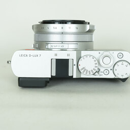 LEICA D-LUX7 シルバー