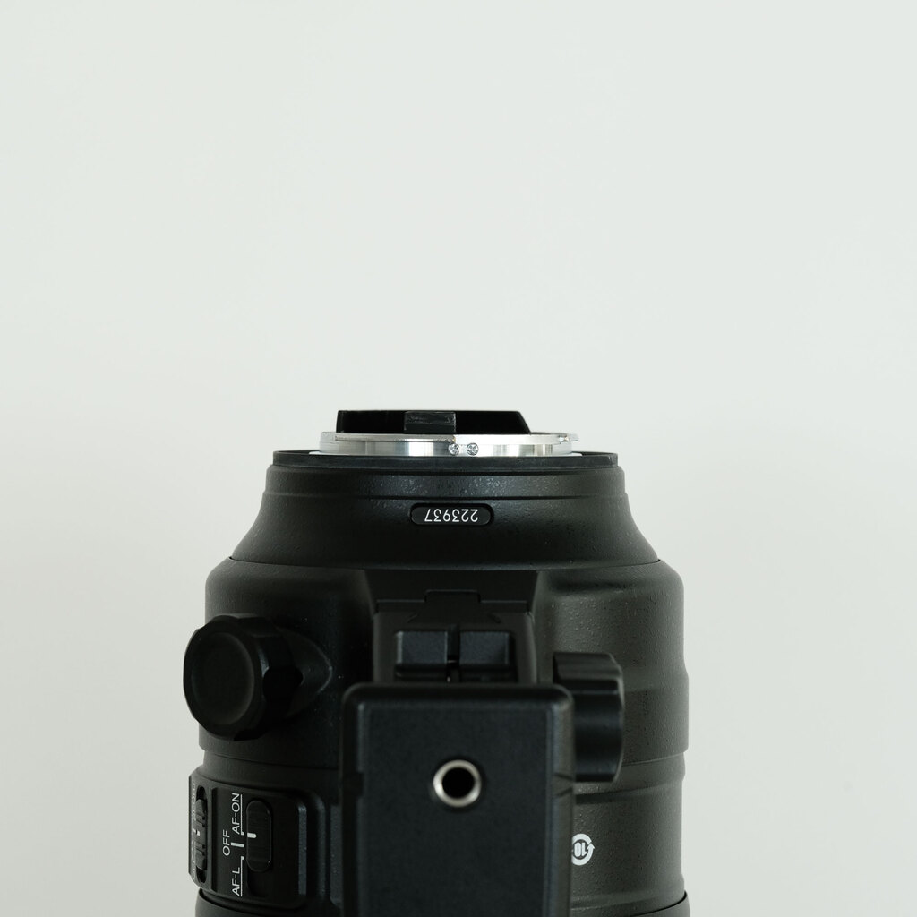 Nikon AF-S NIKKOR 70-200mm f/2.8E FL ED VR Nikon AF-S NIKKOR 70-200mm f/2.8E FL ED VR