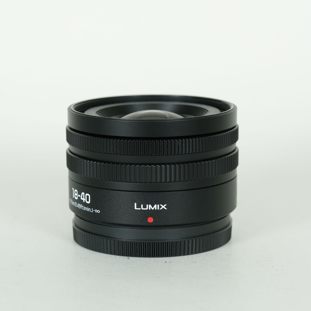 Panasonic LUMIX S 18-40mm F4.5-6.3の出品 | ONE SCENE（ワンシーン）