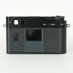 FUJIFILM X half X-HF1