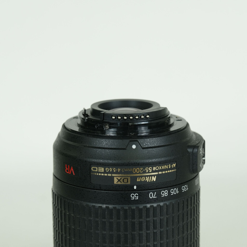 Nikon AF-S DX VR Zoom-Nikkor 55-200mm F4-5.6G IF-ED
