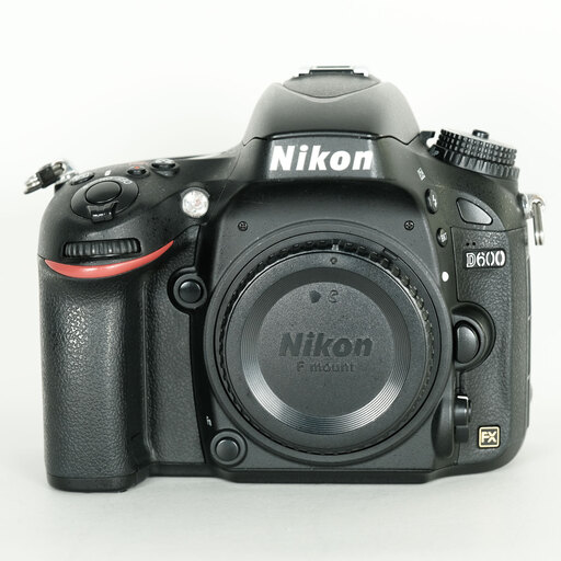 Nikon D600