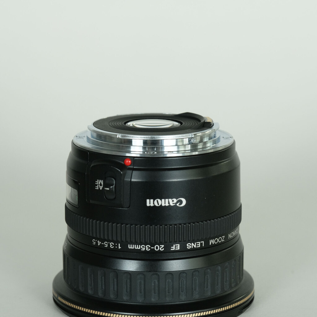 Canon EF20-35mm F3.5-4.5 USM