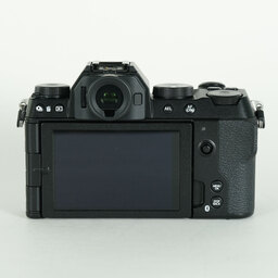 FUJIFILM X-S20