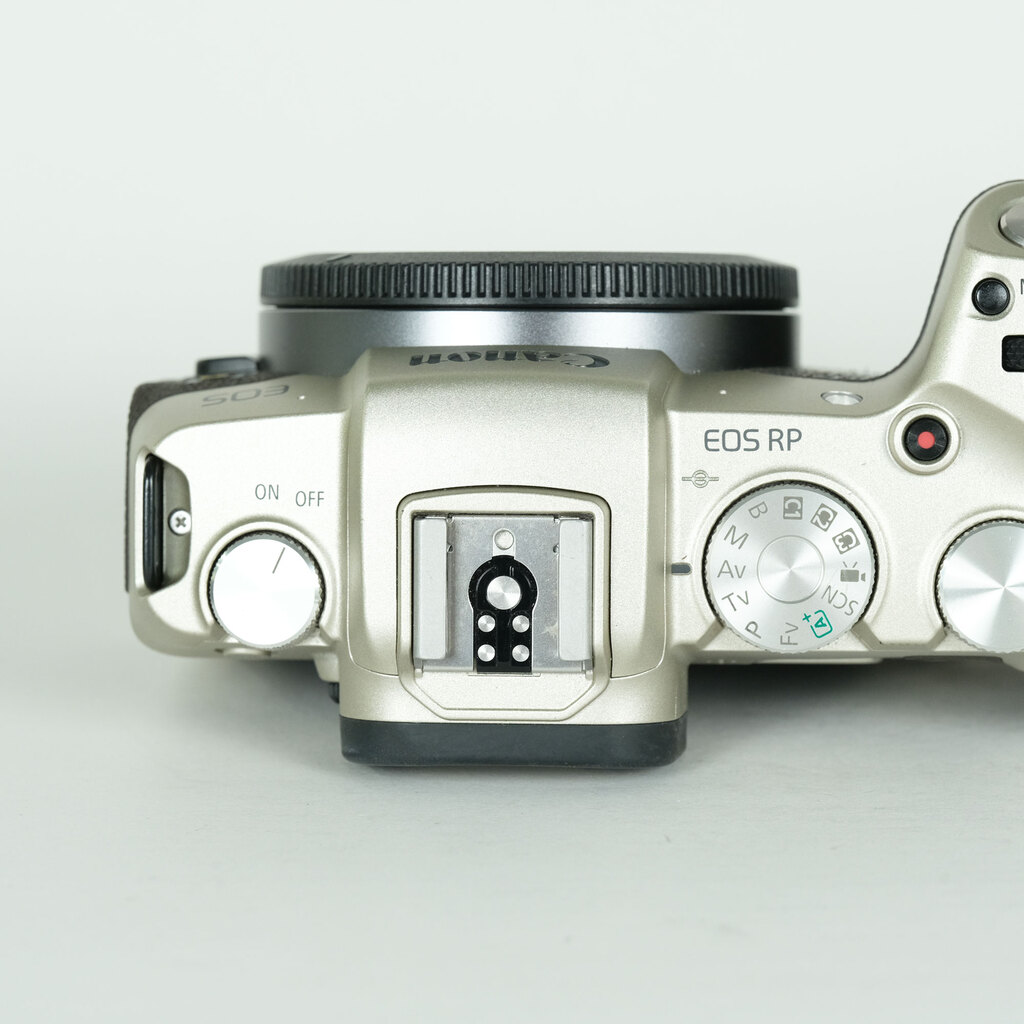 Canon EOS RP ボディ ゴールドの出品 | ONE SCENE（ワンシーン）