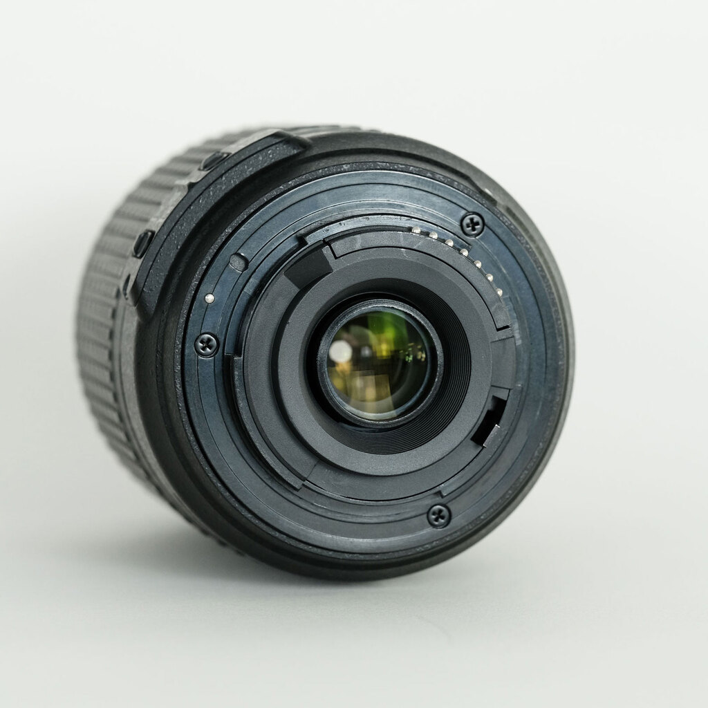 Nikon AF-S DX VR Zoom-Nikkor 55-200mm F4-5.6G IF-ED