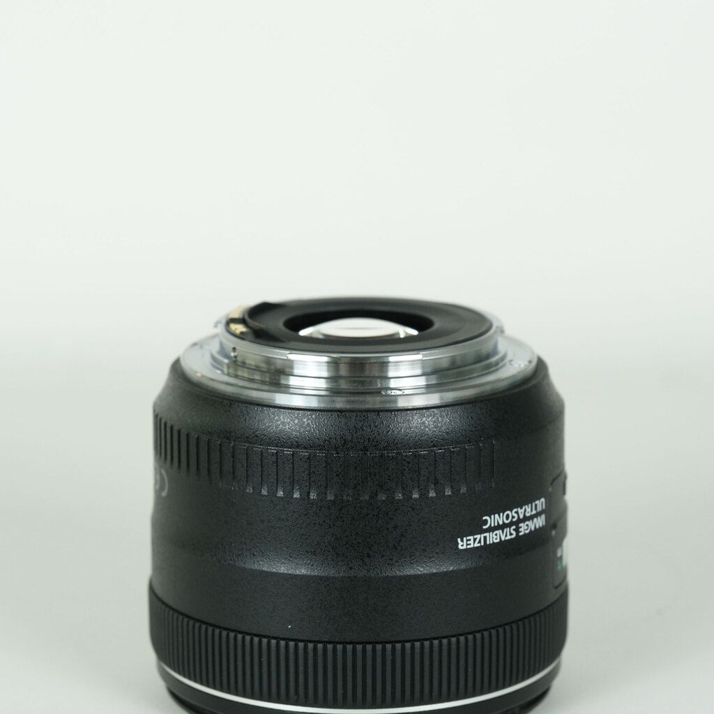 Canon EF35mm F2 IS USM Canon EF35mm F2 IS USM