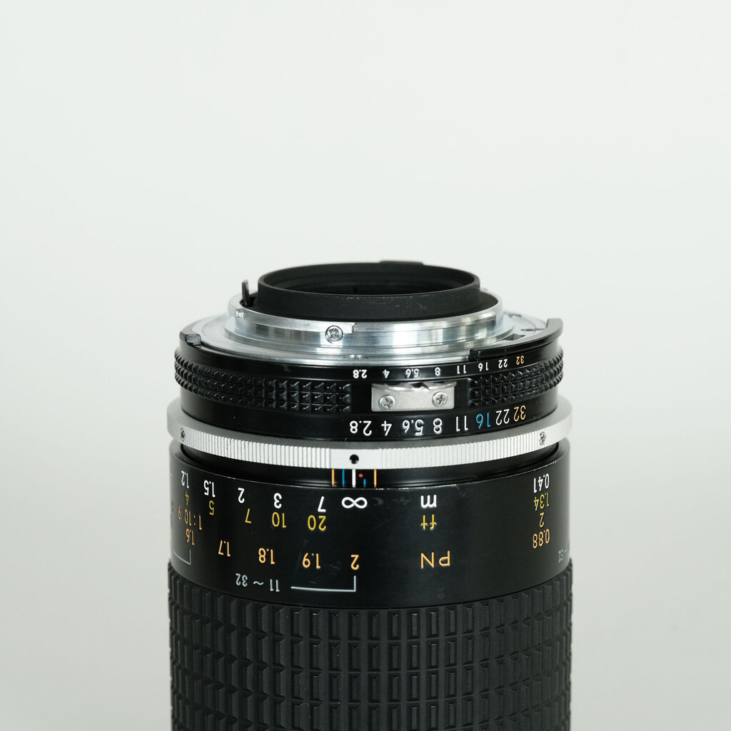 Nikon Ai Micro-Nikkor 105mm F2.8S