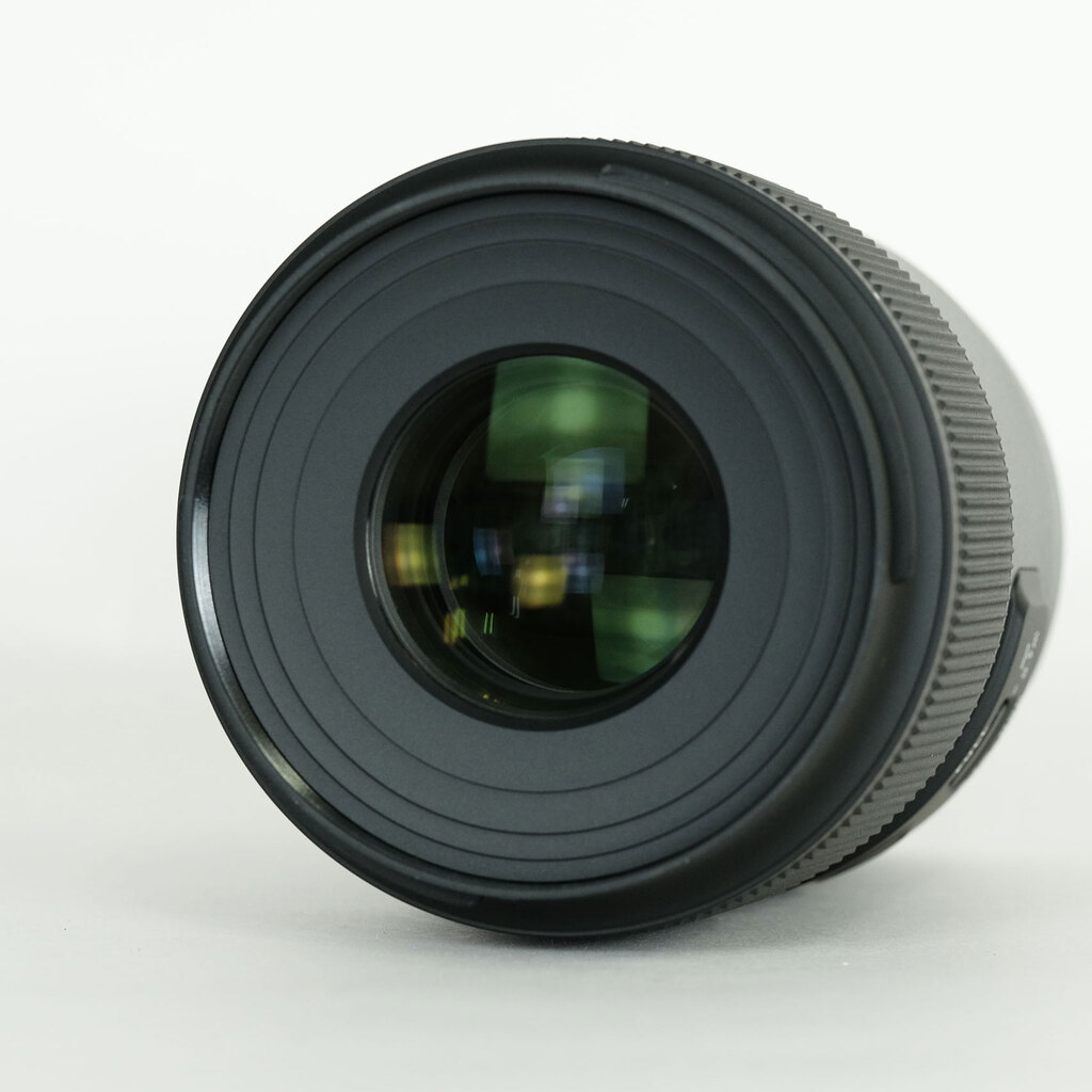 TAMRON 90mm F/2.8 Di III MACRO VXD [ソニーE用]