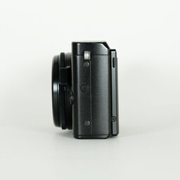 FUJIFILM X70 ブラック