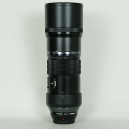 OLYMPUS M.ZUIKO DIGITAL ED 300mm F4.0 IS PRO OLYMPUS M.ZUIKO DIGITAL ED 300mm F4.0 IS PRO