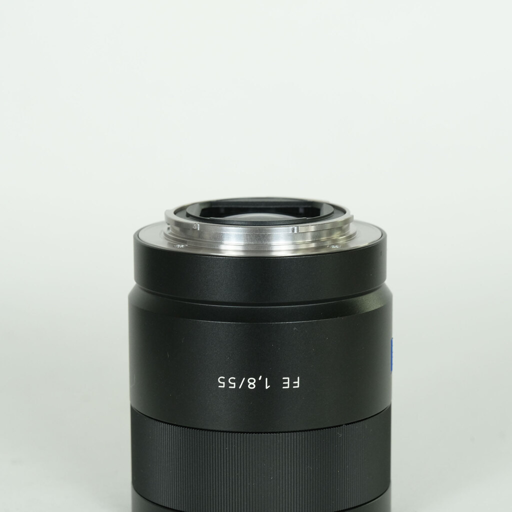SONY Sonnar T* FE 55mm F1.8 ZA SEL55F18Z SONY Sonnar T* FE 55mm F1.8 ZA SEL55F18Z