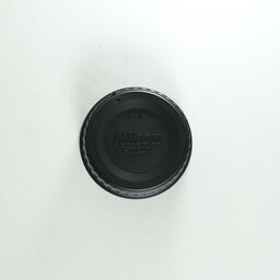 Nikon AF-S DX NIKKOR 18-300mm f/3.5-6.3G ED VR Nikon AF-S DX NIKKOR 18-300mm f/3.5-6.3G ED VR