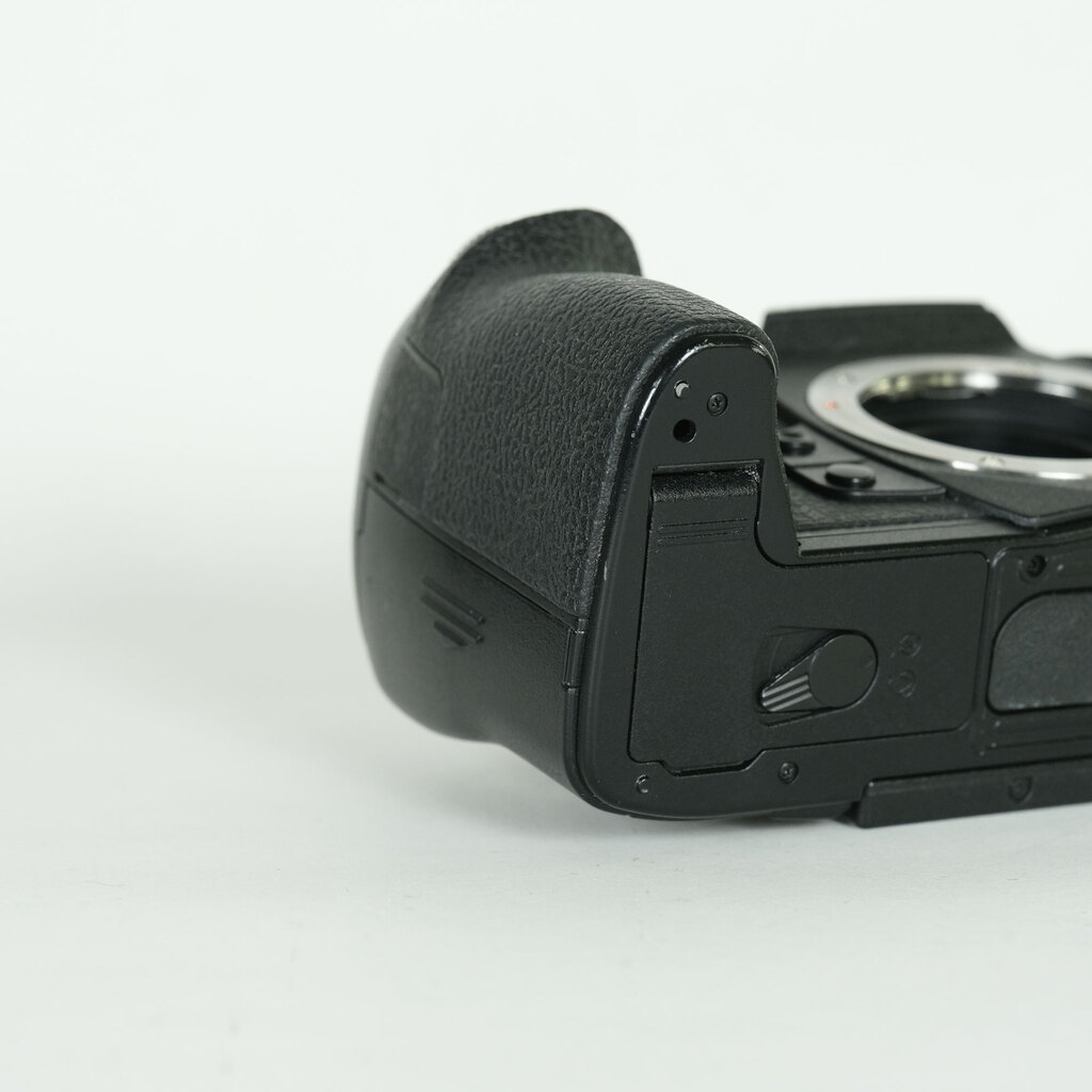 OLYMPUS OM-D E-M1 Mark III