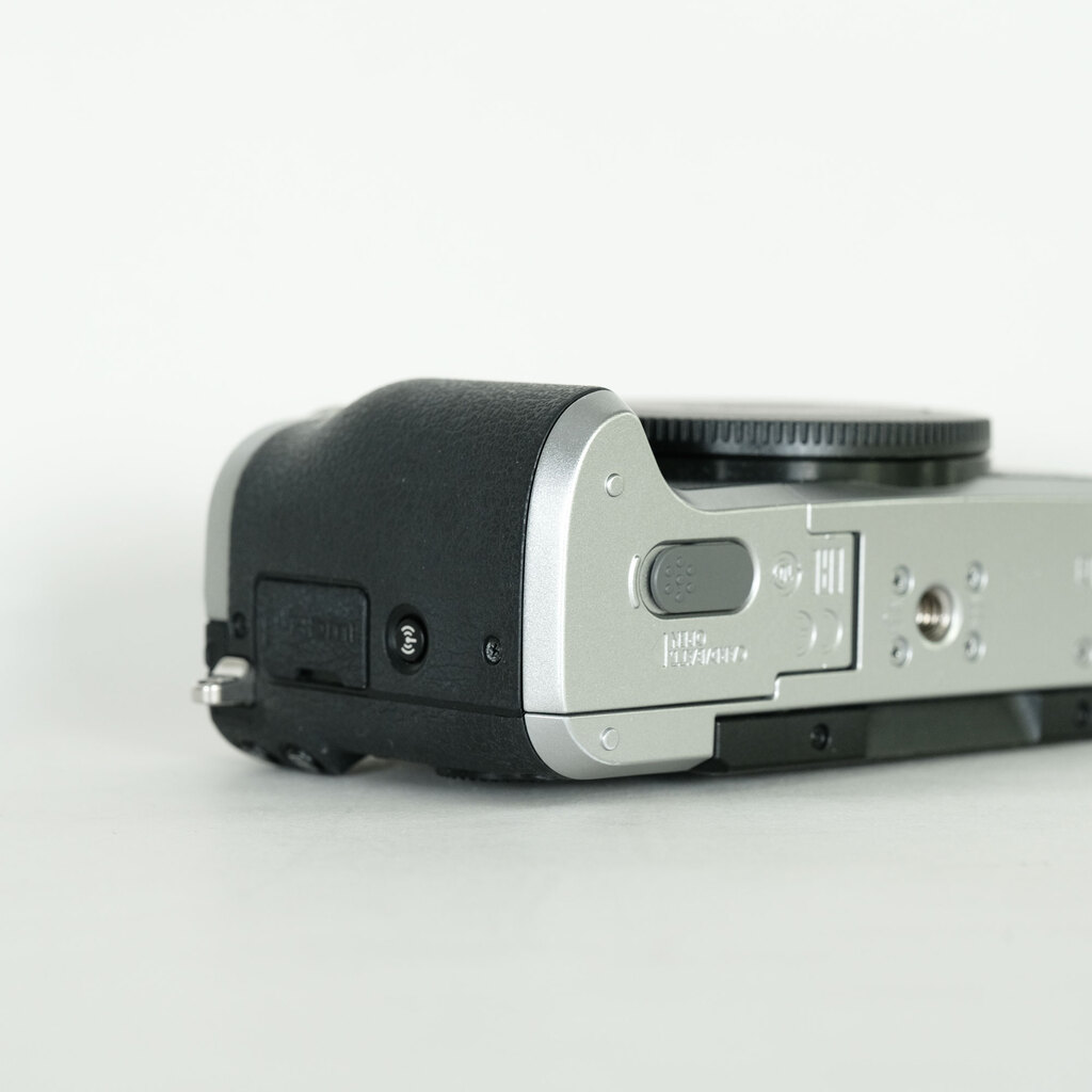 Canon EOS M6 Canon EOS M6