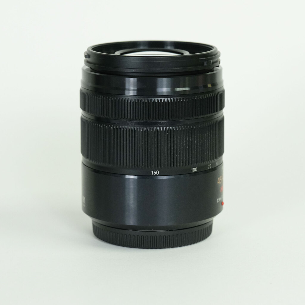 Panasonic LUMIX G VARIO 45-150mm / F4.0-5.6 ASPH. / MEGA O.I.S.