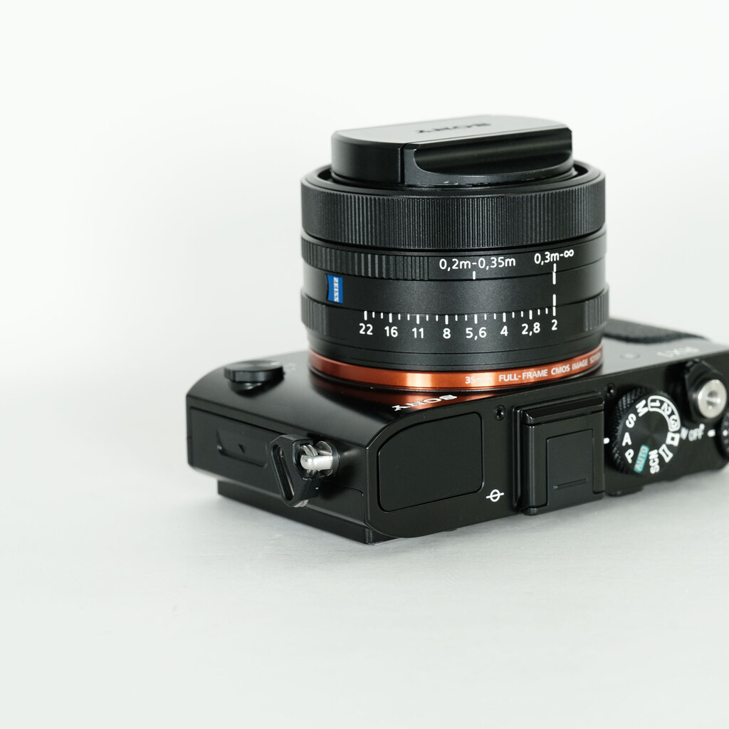 SONY Cyber-shot DSC-RX1の出品 | ONE SCENE（ワンシーン）