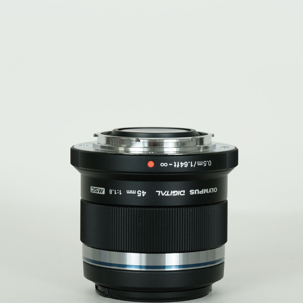 OLYMPUS M.ZUIKO DIGITAL 45mm F1.8