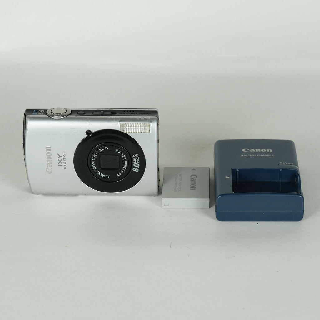 Canon IXY DIGITAL 910IS シルバーの出品 | ONE SCENE（ワンシーン）