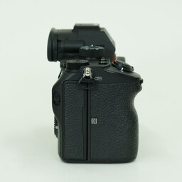 SONY α7 III（ILCE-7M3）
