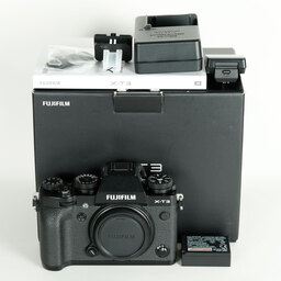 FUJIFILM X-T3