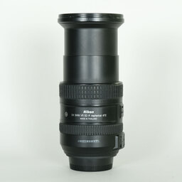 Nikon AF-S DX NIKKOR 18-200mm F3.5-5.6G ED VR II Nikon AF-S DX NIKKOR 18-200mm F3.5-5.6G ED VR II