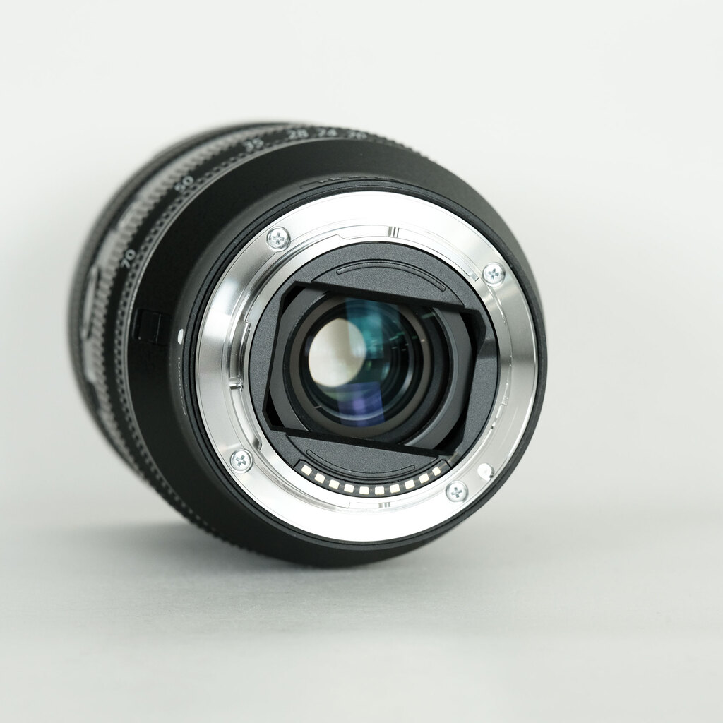 SONY FE 20-70mm F4 G SEL2070G