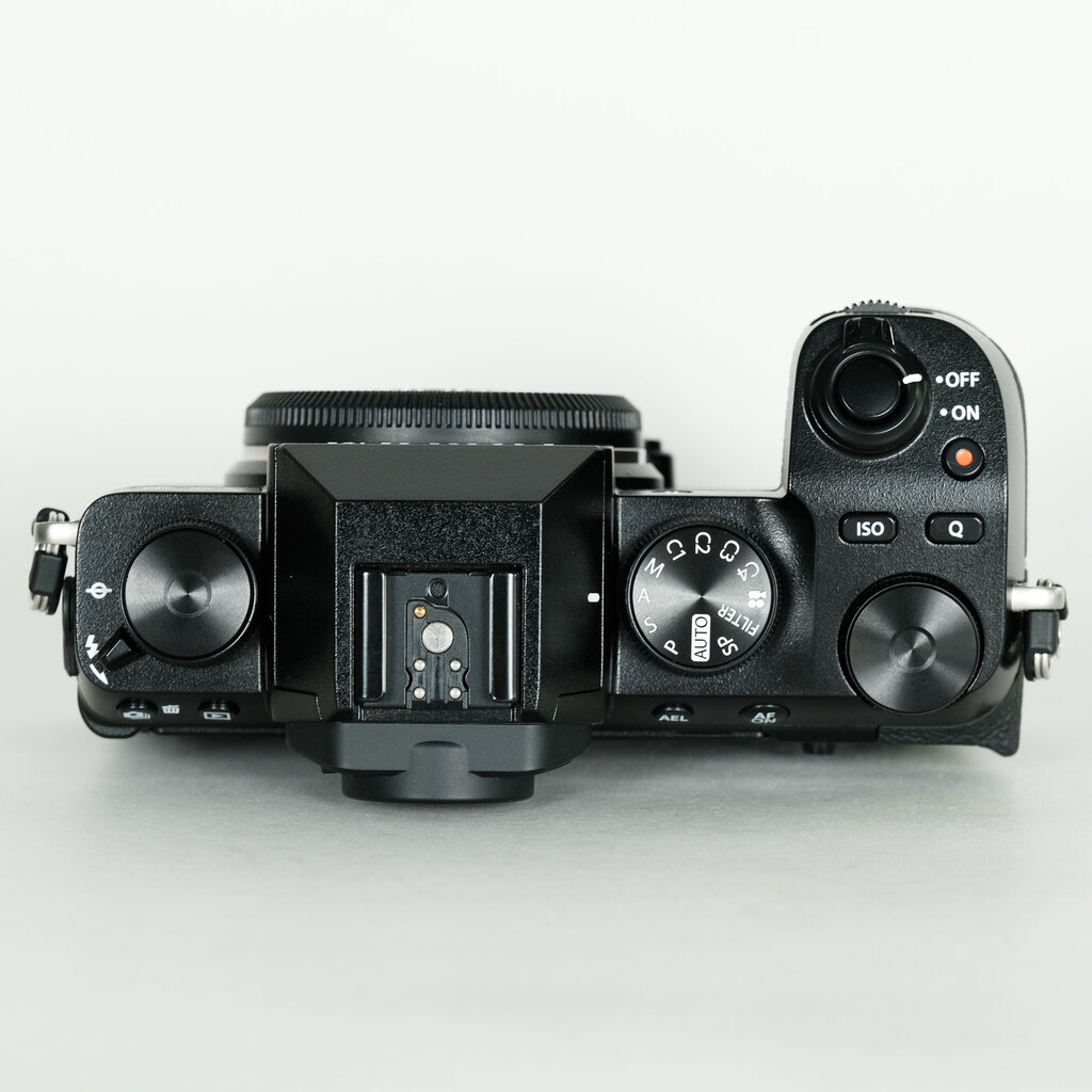 FUJIFILM X-S10 FUJIFILM X-S10