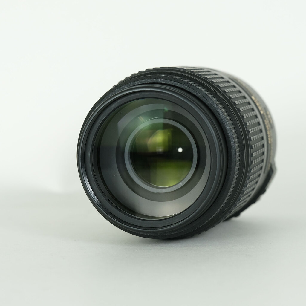 Nikon AF-S DX NIKKOR 55-300mm F4.5-5.6G ED VR Nikon AF-S DX NIKKOR 55-300mm F4.5-5.6G ED VR