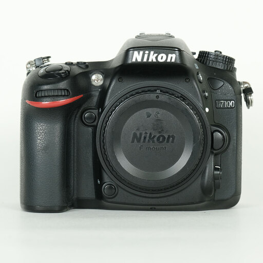 Nikon D7100