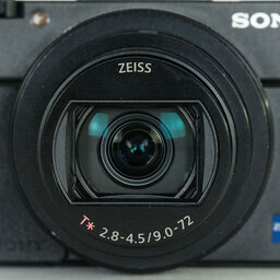 SONY Cyber-shot DSC-RX100M6