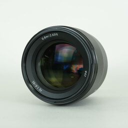 SONY FE 85mm F1.8 SEL85F18