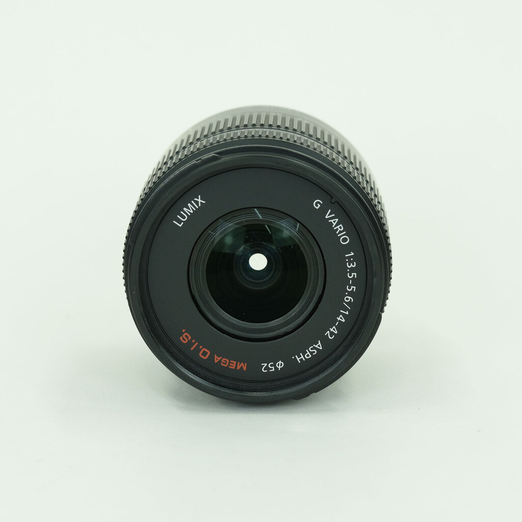 Panasonic LUMIX G VARIO 14-42mm F3.5-5.6 ASPH./MEGA O.I.S. Panasonic LUMIX G VARIO 14-42mm F3.5-5.6 ASPH./MEGA O.I.S.