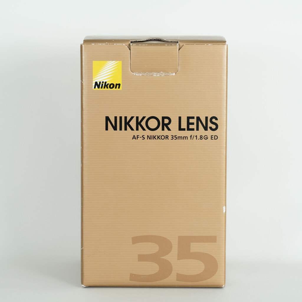 Nikon AF-S NIKKOR 35mm f/1.8G ED Nikon AF-S NIKKOR 35mm f/1.8G ED