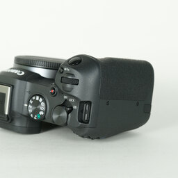 Canon EOS R8 Canon EOS R8