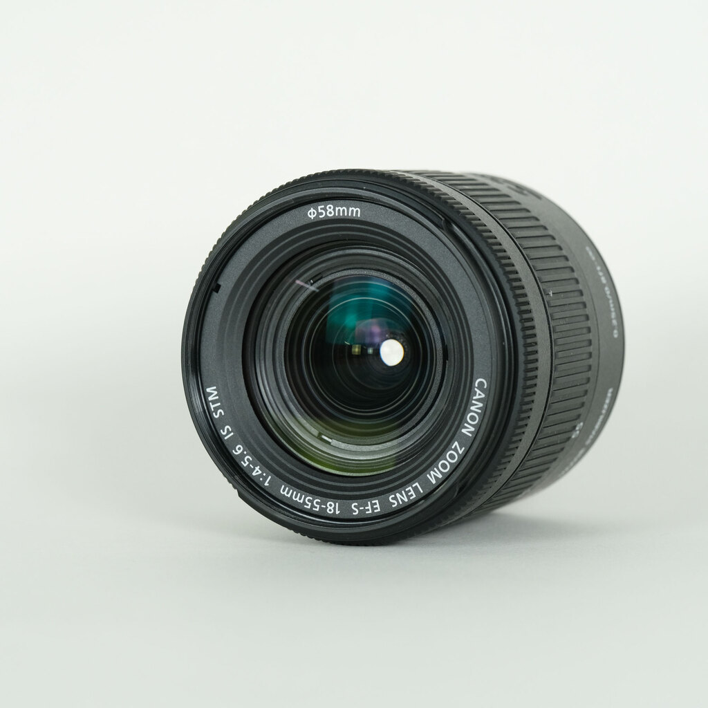 Canon EF-S18-55mm F4-5.6 IS STMの出品 | ONE SCENE（ワンシーン）