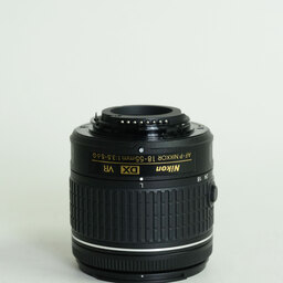 Nikon AF-P DX NIKKOR 18-55mm F3.5-5.6G VR