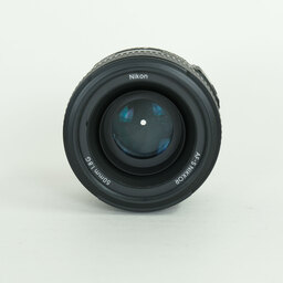 Nikon AF-S NIKKOR 50mm f/1.8G Nikon AF-S NIKKOR 50mm f/1.8G