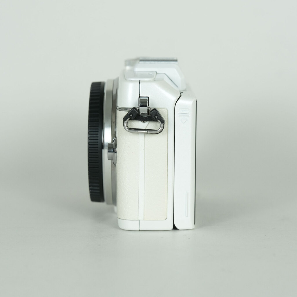 OLYMPUS PEN Lite E-PL7 ボディ ホワイト OLYMPUS PEN Lite E-PL7 ボディ ホワイト