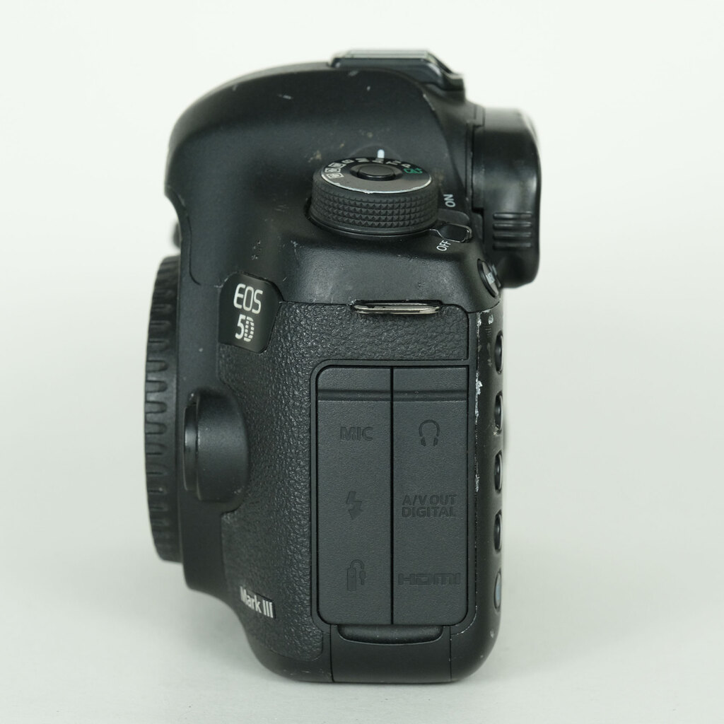 Canon EOS 5D Mark III