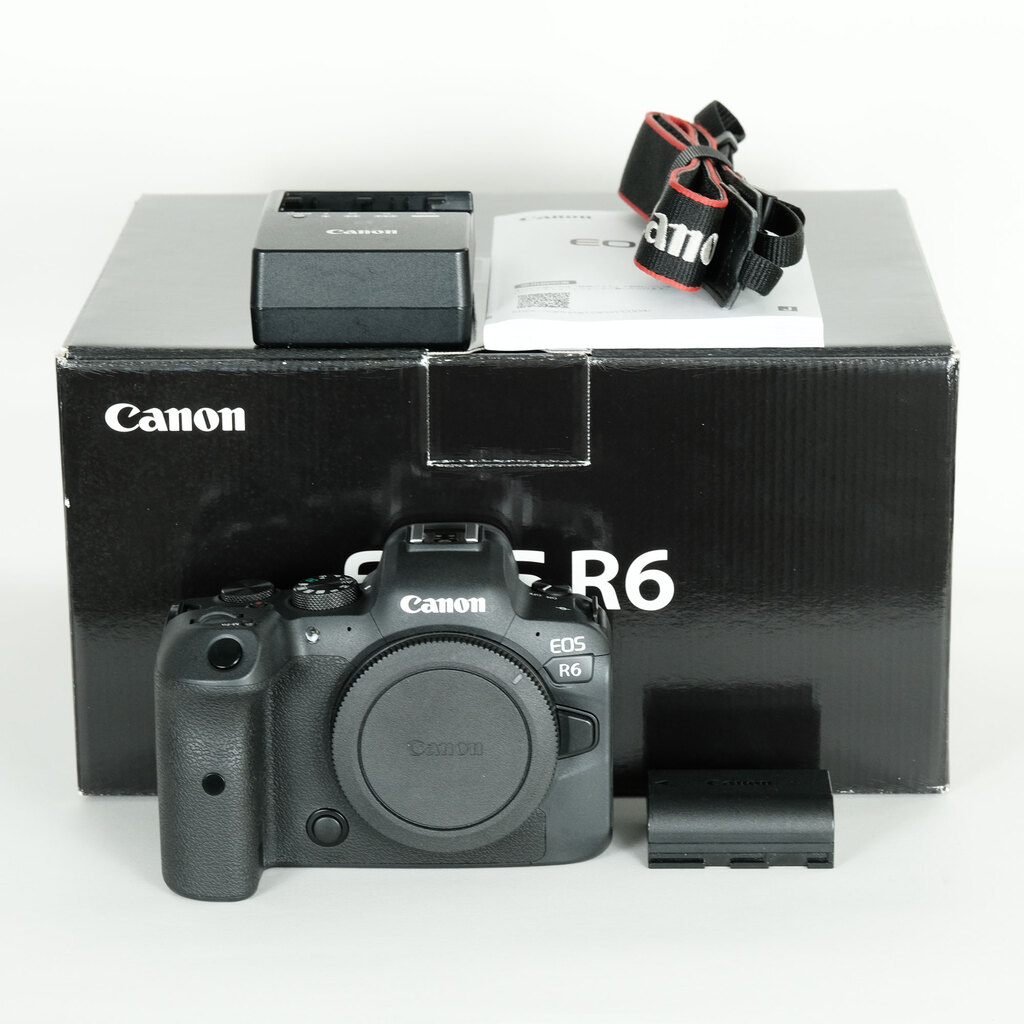 Canon EOS R6