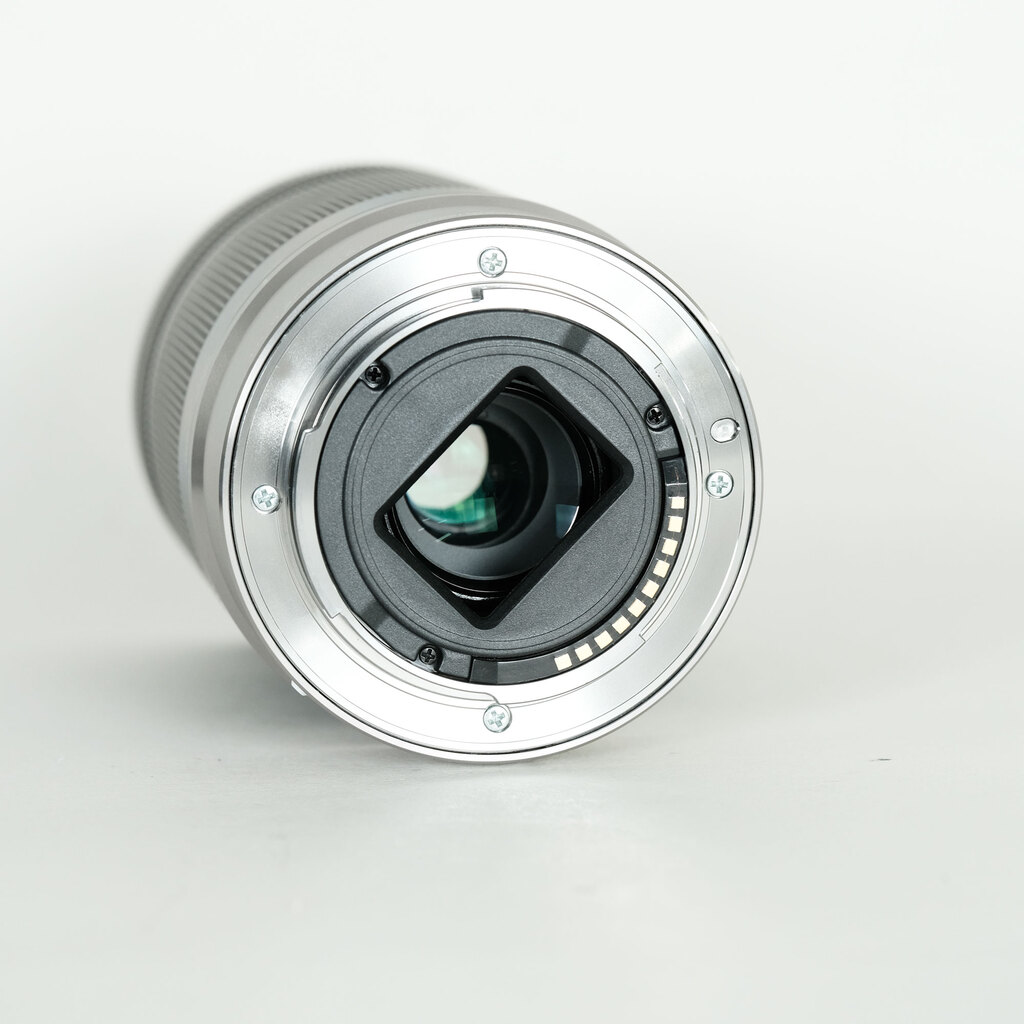 SONY E 55-210mm F4.5-6.3 OSS SEL55210